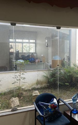 Casa à venda com 320m², 4 quartos e 4 vagas Casa à venda com 320m², 4 quartos e 4 vagasSala 1