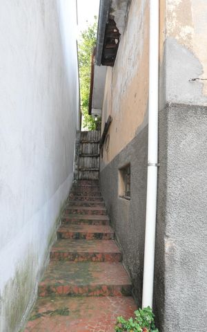 Casa à venda com 204m², 4 quartos e sem vagaEntrada de serviço