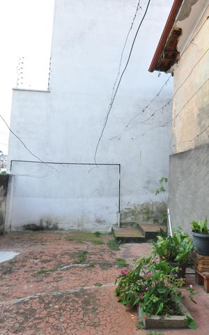 Casa à venda com 204m², 4 quartos e sem vagaQuintal