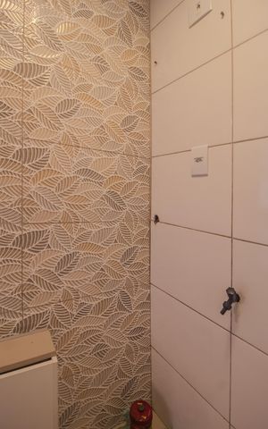Casa à venda com 102m², 3 quartos e 2 vagas Casa à venda com 102m², 3 quartos e 2 vagasÁrea comum