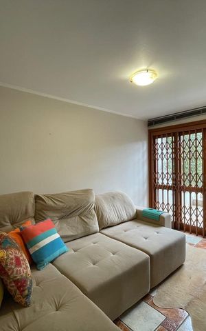 Casa para alugar com 300m², 3 quartos e 2 vagas