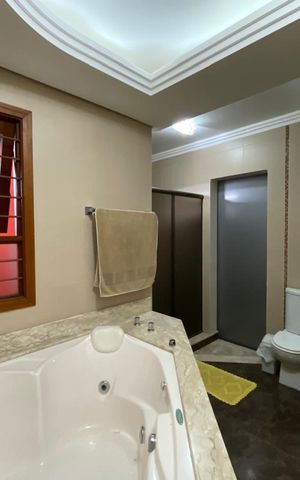 Casa para alugar com 300m², 3 quartos e 2 vagas
