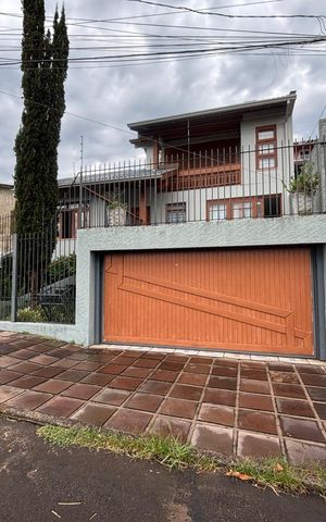 Casa para alugar com 300m², 3 quartos e 2 vagas Casa para alugar com 300m², 3 quartos e 2 vagasPlaca Instalada em 07/04/2026 - Cod.OBIW-40