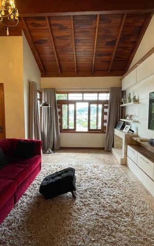 Casa para alugar com 300m², 3 quartos e 2 vagas