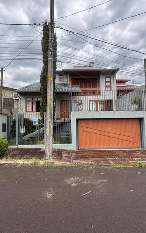 Casa para alugar com 300m², 3 quartos e 2 vagas Casa para alugar com 300m², 3 quartos e 2 vagasPlaca Instalada em 07/04/2026 - Cod.OBIW-40