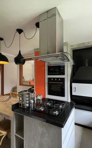 Casa para alugar com 300m², 3 quartos e 2 vagas