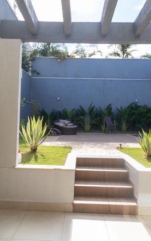 Casa de condomínio à venda com 270m², 3 quartos e 4 vagas Casa de condomínio à venda com 270m², 3 quartos e 4 vagasChurrasqueira