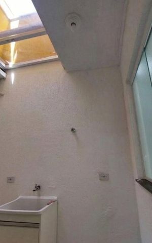 Casa de condomínio à venda com 70m², 2 quartos e 1 vaga Casa de condomínio à venda com 70m², 2 quartos e 1 vagaÁrea de serviço