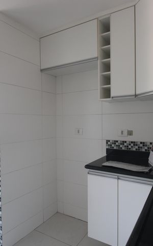Apartamento à venda com 72m², 2 quartos e 2 vagasCozinha
