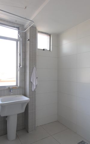 Apartamento à venda com 72m², 2 quartos e 2 vagasÁrea de serviço