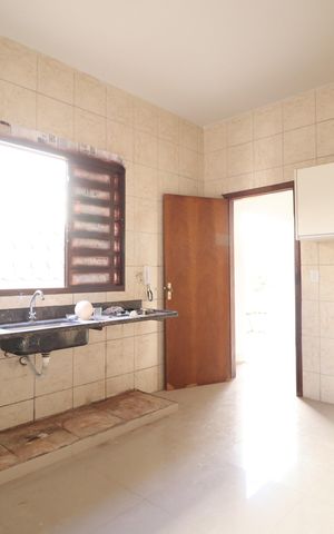 Casa para alugar com 260m², 3 quartos e 5 vagasCozinha