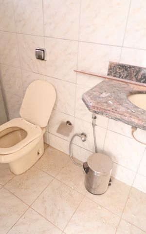 Casa para alugar com 260m², 3 quartos e 5 vagasBanheiro do Quarto 1