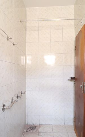 Casa para alugar com 260m², 3 quartos e 5 vagasBanheiro do Quarto 2
