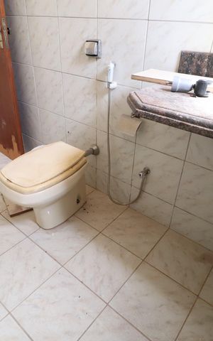 Casa para alugar com 260m², 3 quartos e 5 vagasBanheiro do Quarto 2