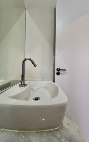 Casa de condomínio à venda com 100m², 2 quartos e 1 vaga Casa de condomínio à venda com 100m², 2 quartos e 1 vagaBanheiro da Suíte 2