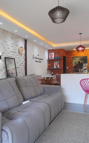 Casa à venda com 180m², 3 quartos e 2 vagassala