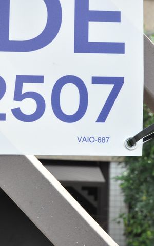 Casa à venda com 250m², 3 quartos e 9 vagasPlaca