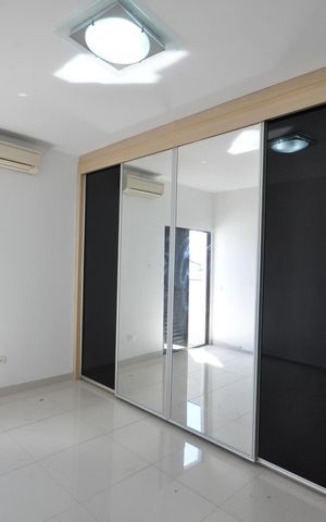 Casa à venda com 250m², 3 quartos e 9 vagasSuíte 3