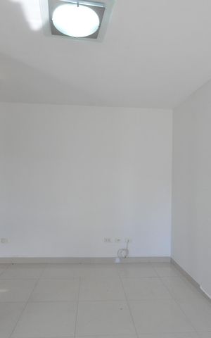 Casa à venda com 250m², 3 quartos e 9 vagasSuíte 3