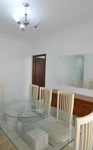 Casa à venda com 250m², 3 quartos e 9 vagasCopa