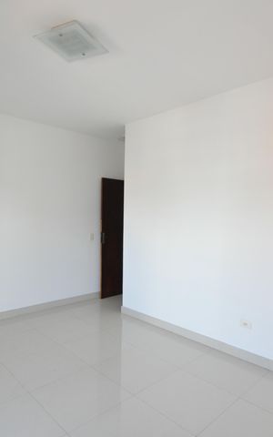 Casa à venda com 250m², 3 quartos e 9 vagasSuíte 1