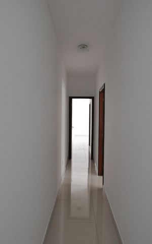Casa à venda com 250m², 3 quartos e 9 vagasCorredor