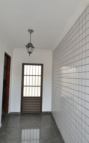 Casa à venda com 250m², 3 quartos e 9 vagasHall de entrada