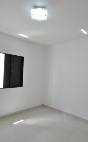 Casa à venda com 250m², 3 quartos e 9 vagasSuíte 2