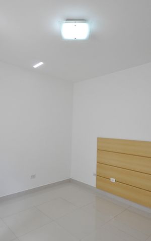 Casa à venda com 250m², 3 quartos e 9 vagasSuíte 2