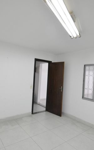 Casa à venda com 250m², 3 quartos e 9 vagasDepósito