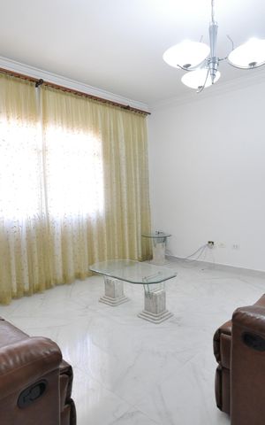 Casa à venda com 250m², 3 quartos e 9 vagasSala