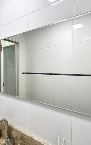 Casa à venda com 220m², 4 quartos e 3 vagas Casa à venda com 220m², 4 quartos e 3 vagasLavabo