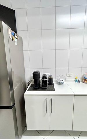 Casa à venda com 220m², 4 quartos e 3 vagas Casa à venda com 220m², 4 quartos e 3 vagasCozinha