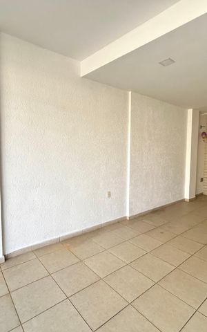 Casa à venda com 220m², 4 quartos e 3 vagas Casa à venda com 220m², 4 quartos e 3 vagasGaragem