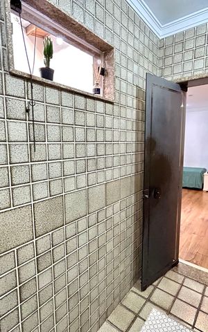 Casa à venda com 220m², 4 quartos e 3 vagas Casa à venda com 220m², 4 quartos e 3 vagasBanheiro da Suíte 2