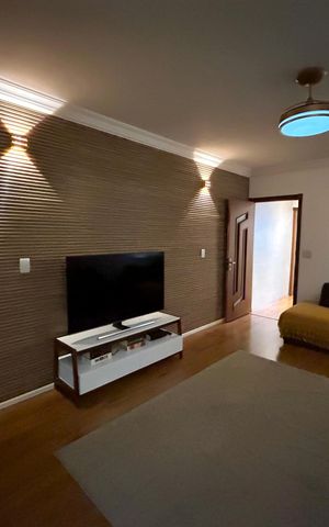 Casa à venda com 220m², 4 quartos e 3 vagas Casa à venda com 220m², 4 quartos e 3 vagasSala 1