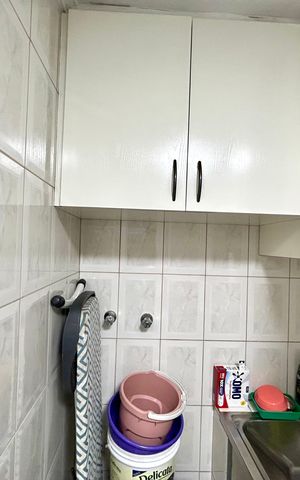 Casa à venda com 220m², 4 quartos e 3 vagas Casa à venda com 220m², 4 quartos e 3 vagasÁrea de Serviço
