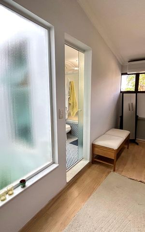 Casa à venda com 220m², 4 quartos e 3 vagas Casa à venda com 220m², 4 quartos e 3 vagasQuarto Suíte 1