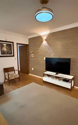 Casa à venda com 220m², 4 quartos e 3 vagas Casa à venda com 220m², 4 quartos e 3 vagasSala 1
