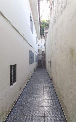 Casa à venda com 190m², 3 quartos e 2 vagas Casa à venda com 190m², 3 quartos e 2 vagasQuintal