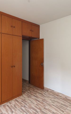 Casa à venda com 190m², 3 quartos e 2 vagas Casa à venda com 190m², 3 quartos e 2 vagasSuíte