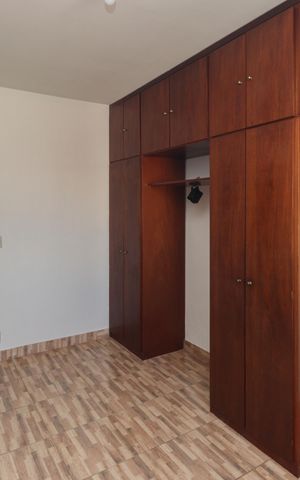 Casa à venda com 190m², 3 quartos e 2 vagas Casa à venda com 190m², 3 quartos e 2 vagasQuarto 1