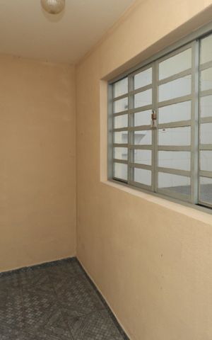 Casa à venda com 190m², 3 quartos e 2 vagas Casa à venda com 190m², 3 quartos e 2 vagasQuarto 3