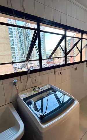 Apartamento à venda com 258m², 3 quartos e 2 vagas Apartamento à venda com 258m², 3 quartos e 2 vagasÁrea de Serviço