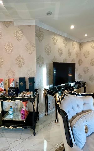 Apartamento à venda com 258m², 3 quartos e 2 vagas Apartamento à venda com 258m², 3 quartos e 2 vagasSala