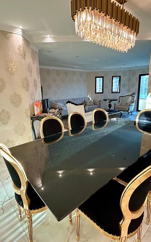 Apartamento à venda com 258m², 3 quartos e 2 vagas Apartamento à venda com 258m², 3 quartos e 2 vagasSala