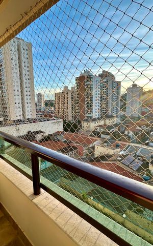 Apartamento à venda com 258m², 3 quartos e 2 vagas Apartamento à venda com 258m², 3 quartos e 2 vagasVaranda da Suíte 2