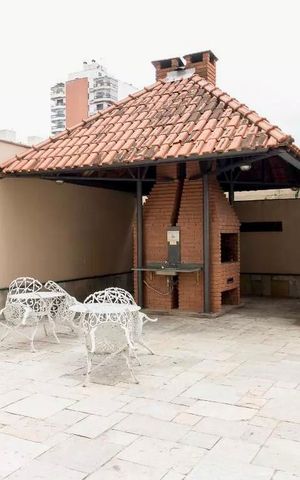 Apartamento à venda com 258m², 3 quartos e 2 vagas Apartamento à venda com 258m², 3 quartos e 2 vagasÁrea comum - Churrasqueira