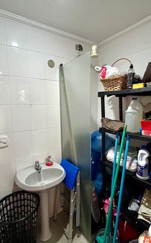 Apartamento à venda com 258m², 3 quartos e 2 vagas Apartamento à venda com 258m², 3 quartos e 2 vagasBanheiro 2 / Despensa