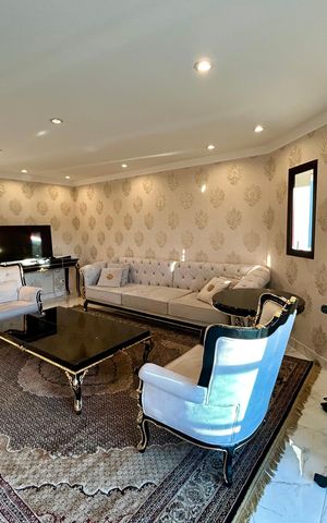 Apartamento à venda com 258m², 3 quartos e 2 vagas Apartamento à venda com 258m², 3 quartos e 2 vagasSala